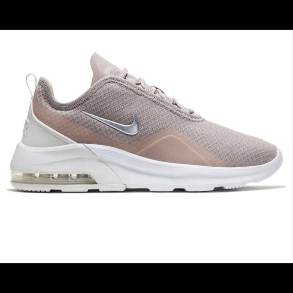 Nike Air Max Motion 2 - soft pink 9.5